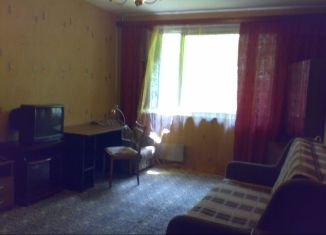 1-комнатная квартира в аренду, 40 м2, Москва, Варшавское шоссе, 122, метро Чертановская