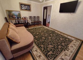 Сдам в аренду 3-ком. квартиру, 70 м2, Избербаш, улица Азизова, 13