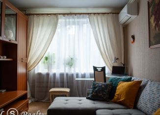 Продается 1-комнатная квартира, 31.5 м2, Щербинка, улица Космонавтов, 1