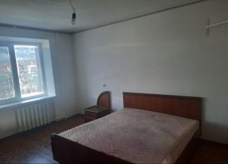 Продаю двухкомнатную квартиру, 51 м2, Грозный, улица А.А. Айдамирова, 136
