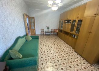 Продажа двухкомнатной квартиры, 60.3 м2, Астрахань, улица Бабаевского, 41