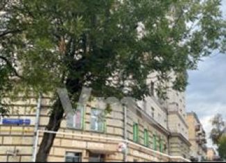 Продаю торговую площадь, 177 м2, Москва, улица Трофимова, 35/20