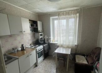 Продается двухкомнатная квартира, 50.4 м2, Тюменская область, улица 50 лет Октября, 76