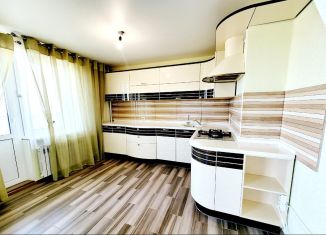 3-комнатная квартира на продажу, 72 м2, Краснодарский край, улица Каспарова, 23