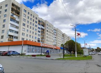 Продажа 3-комнатной квартиры, 59 м2, Челябинская область, проспект Мира, 22
