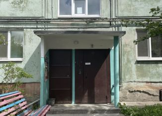 Продается однокомнатная квартира, 28.7 м2, Свердловская область, улица Ломоносова, 52