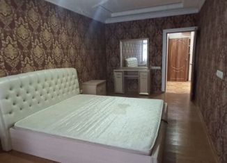 Сдам в аренду двухкомнатную квартиру, 73 м2, Дагестан, улица Садыкова, 89Б
