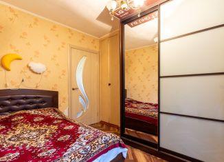 Продаю трехкомнатную квартиру, 41.2 м2, Санкт-Петербург, Краснопутиловская улица, 33