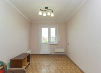 Продаю 3-комнатную квартиру, 91.6 м2, Омская область, Российская улица, 39