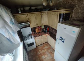 Продаю 2-ком. квартиру, 46.3 м2, Лобня, улица Комиссара Агапова, 7