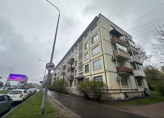 Продажа 1-комнатной квартиры, 31 м2, Санкт-Петербург, проспект Маршала Блюхера, 35, метро Площадь Мужества