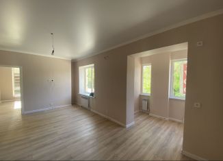 Продается 2-ком. квартира, 46 м2, Оренбургская область, улица Озеленителей, 20