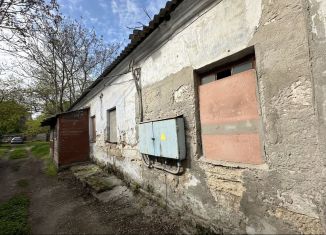 Продается 3-комнатная квартира, 69.7 м2, Керчь, улица Пирогова, 12