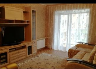 Сдам в аренду 1-комнатную квартиру, 40 м2, Благовещенск, улица Калинина, 1