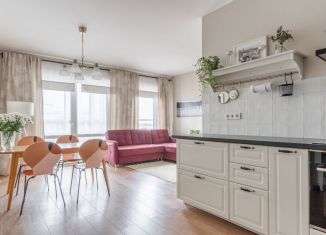 Продам 3-ком. квартиру, 65.8 м2, Всеволожск, улица Шинников, 2к3