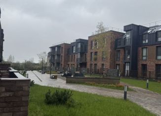 Продается квартира со свободной планировкой, 47 м2, посёлок Стрельна, Красносельское шоссе, 22