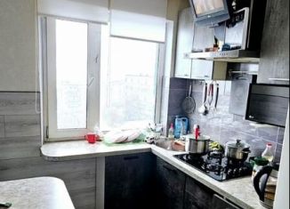Продается 3-комнатная квартира, 61.8 м2, Мурманск, улица Александрова, 30/2, Ленинский округ