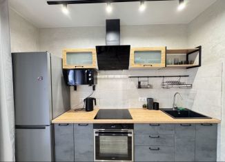 Сдается в аренду однокомнатная квартира, 40 м2, Воронеж, улица 9 Января, 68к2, ЖК Современник