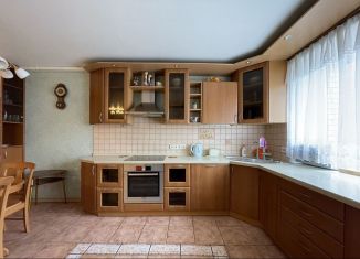 Сдается в аренду трехкомнатная квартира, 98.7 м2, Санкт-Петербург, Ленинский проспект, 90, Красносельский район