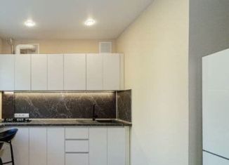 Продажа двухкомнатной квартиры, 77 м2, Москва, Мосфильмовская улица, 88к4с2, район Раменки