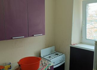 Продаю однокомнатную квартиру, 29.8 м2, Кириши, улица Строителей, 22