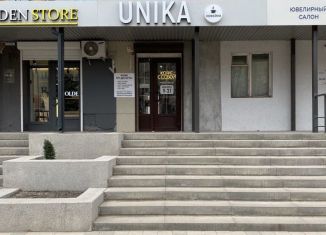 Сдаю в аренду торговую площадь, 42.9 м2, Туймазы, проспект Ленина, 10