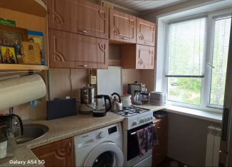 Продаю 5-ком. квартиру, 47.2 м2, Дзержинск, проспект Циолковского, 50