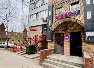 Продаю помещение свободного назначения, 150 м2, Тольятти, улица Маршала Жукова, 26