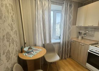 Сдается в аренду 2-комнатная квартира, 42.6 м2, Екатеринбург, улица 8 Марта, 120, метро Чкаловская
