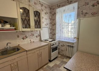 Сдаю в аренду 1-комнатную квартиру, 31 м2, Челябинск, Молдавская улица, 19, Курчатовский район