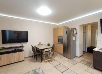 Продается 4-ком. квартира, 101 м2, Барнаул, Новгородская улица, 26