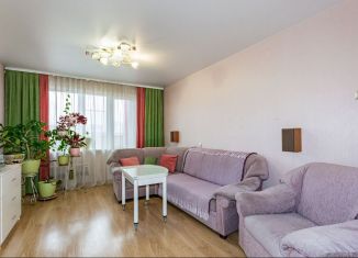 Сдаю 2-комнатную квартиру, 51 м2, Екатеринбург, улица Серова, 35, метро Чкаловская