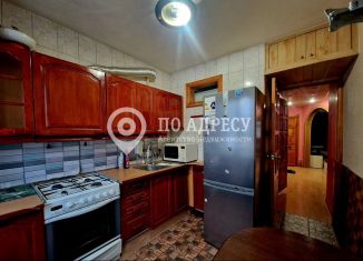 Продается четырехкомнатная квартира, 110 м2, Саратов, улица имени Н.И. Вавилова, 15/17