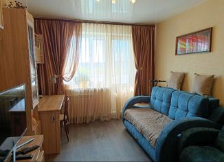 Продам 2-ком. квартиру, 39 м2, Дзержинск, улица Комбрига Патоличева, 25