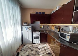Продам однокомнатную квартиру, 32.4 м2, Новосибирск, улица Петухова, 166, ЖК Матрёшкин Двор