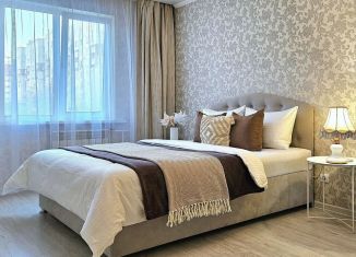 Сдам 2-комнатную квартиру, 42 м2, Тюмень, улица Попова, 7