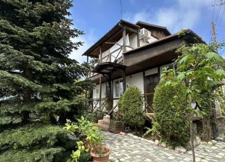 Сдается дом, 100 м2, посёлок городского типа Гурзуф, улица 60 лет СССР, 32