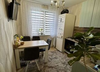 Продается 3-ком. квартира, 62.3 м2, Новороссийск, улица Видова, 169