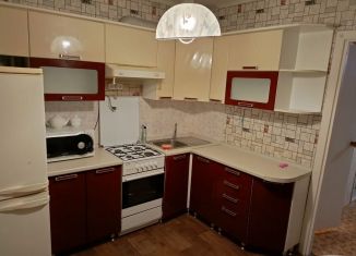Сдача в аренду 1-ком. квартиры, 35 м2, Чувашия, улица Чернышевского, 6