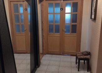 2-комнатная квартира на продажу, 69.7 м2, Лобня, улица Монтажников, 4