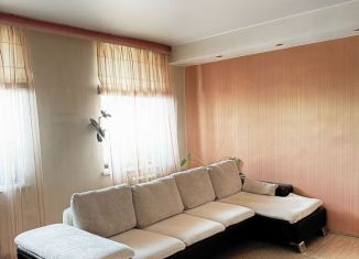 Продам 2-комнатную квартиру, 65.8 м2, Новокузнецк, улица Кирова, 12