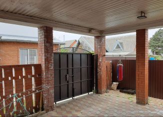 Сдам дом, 180 м2, Краснодар, улица Фурманова, микрорайон Дубинка