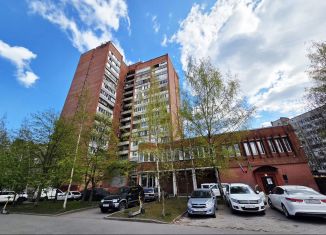 Продам комнату, 12 м2, Санкт-Петербург, проспект Энтузиастов, 49к1
