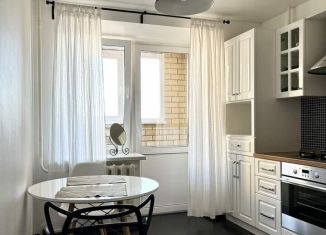 Сдам в аренду 1-ком. квартиру, 34.6 м2, Псков, улица Труда, 56, ЖК Пятый Элемент