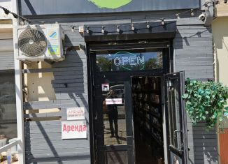 Сдаю в аренду торговую площадь, 33 м2, Краснодар, Зиповская улица, 9, микрорайон ЗИП