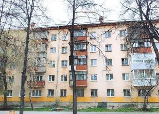 Продам 1-ком. квартиру, 32 м2, Екатеринбург, Фестивальная улица, 20, метро Уралмаш