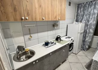 Сдаю однокомнатную квартиру, 28 м2, Татарстан, улица Космонавтов, 1