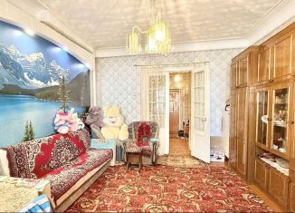 Продается 3-комнатная квартира, 90.6 м2, Свердловская область, улица 8 Марта, 40