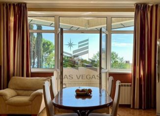 Сдам 2-ком. квартиру, 91 м2, Сочи, Курортный проспект, 90Б, микрорайон Бытха