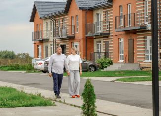 Продается 3-ком. квартира, 82 м2, деревня Володино, Солнечная улица, 5